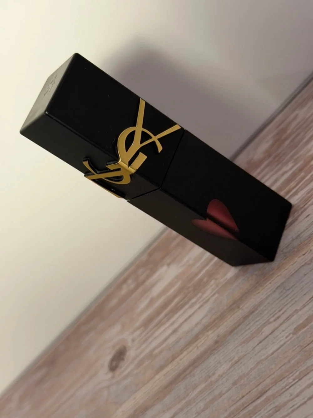 Yves Saint Laurent Blurring Matte Liquid Lip Stain - Picture 5 of 5